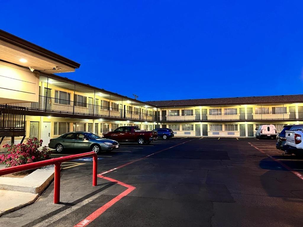 Budget Inn & Suites Amarillo Exterior photo
